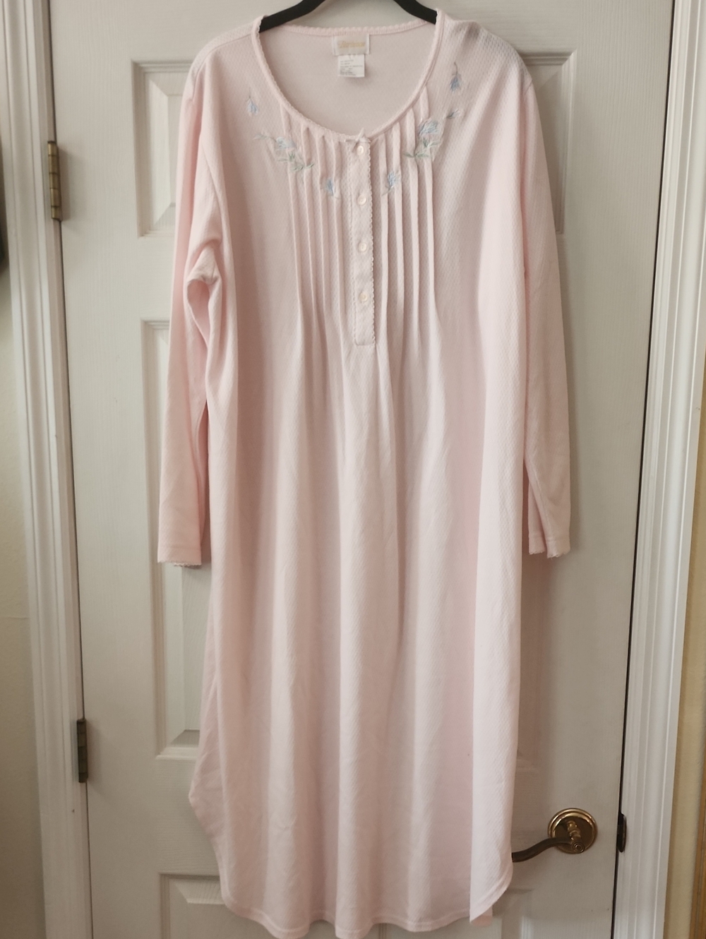 Barbizon Night Gown